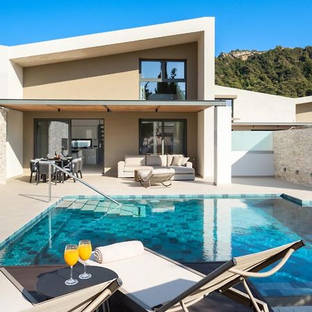 Alma Luxury Villas イアリソス エクステリア 写真