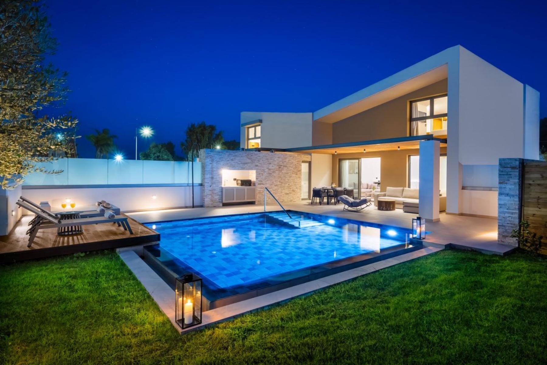 Alma Luxury Villas イアリソス エクステリア 写真