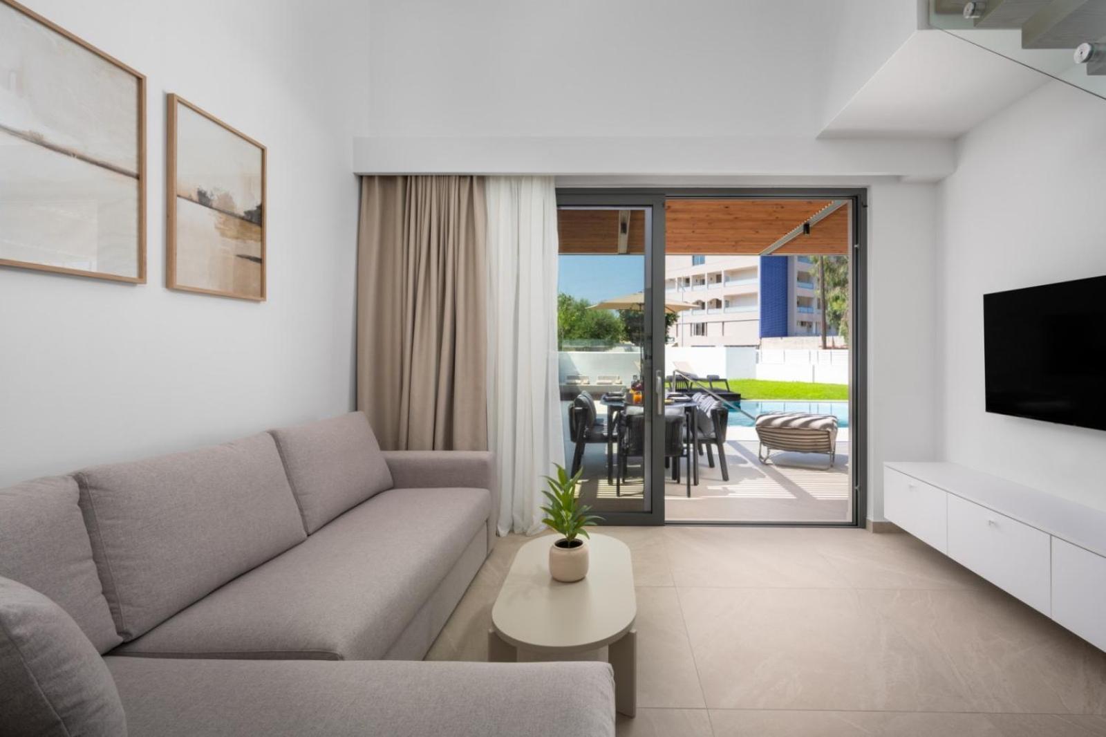 Alma Luxury Villas イアリソス エクステリア 写真