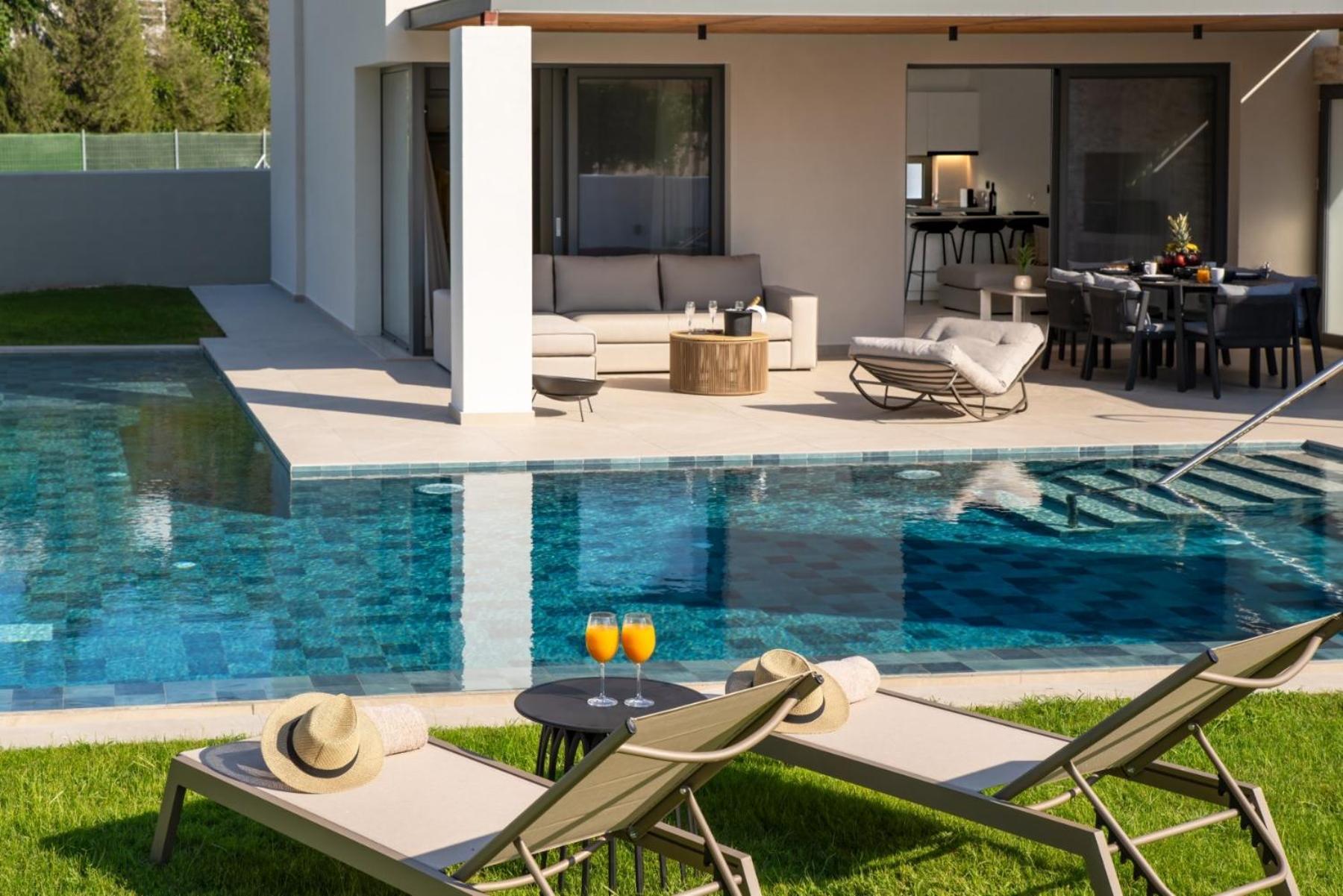 Alma Luxury Villas イアリソス エクステリア 写真