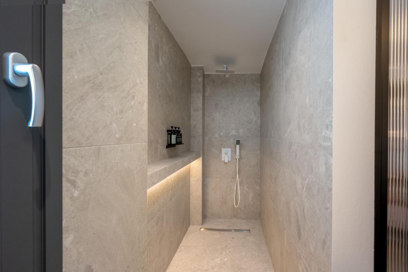 Alma Luxury Villas イアリソス エクステリア 写真